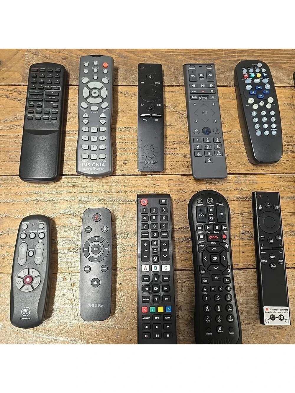 Lot of 20 Mixed Remote Controls Samsung LG Insignia Panasonic Philips Ge
